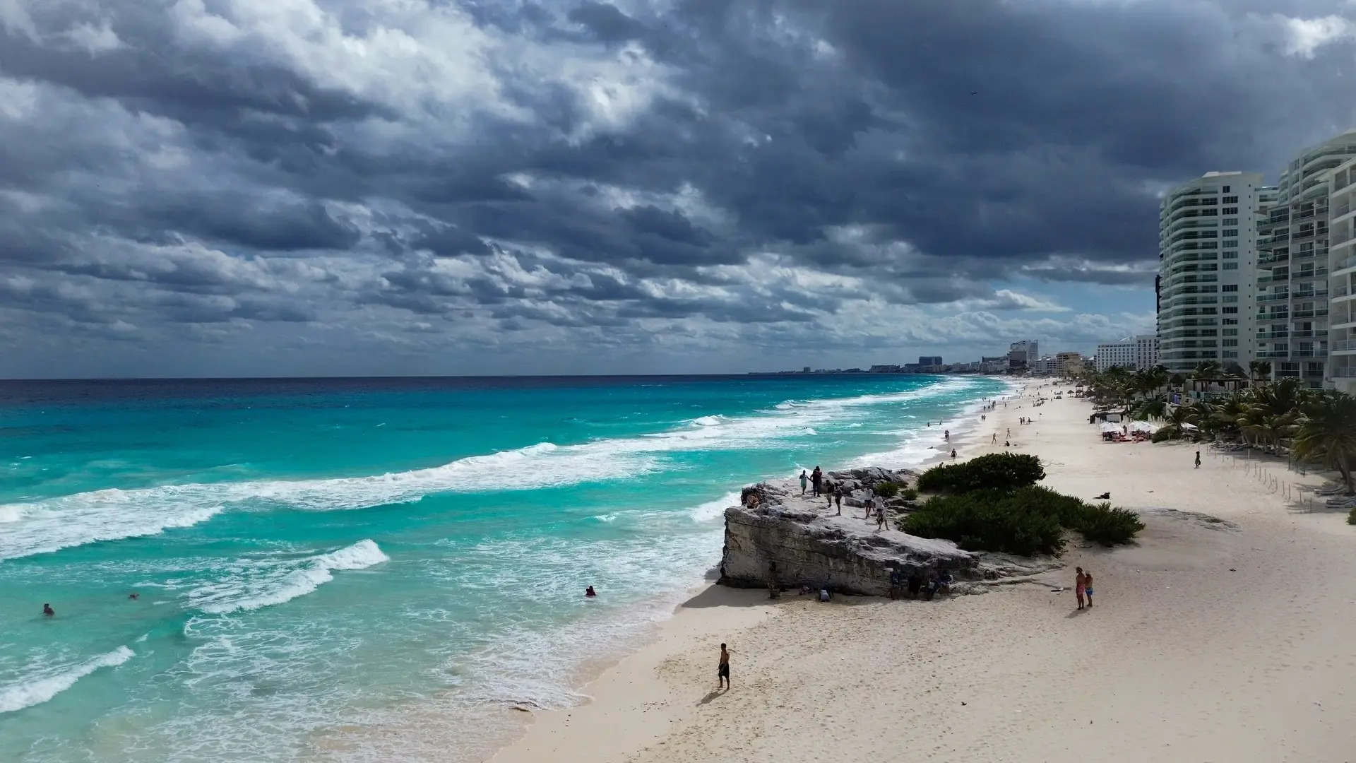The turquoise Caribbean sea and beach at Cancun, Mexico