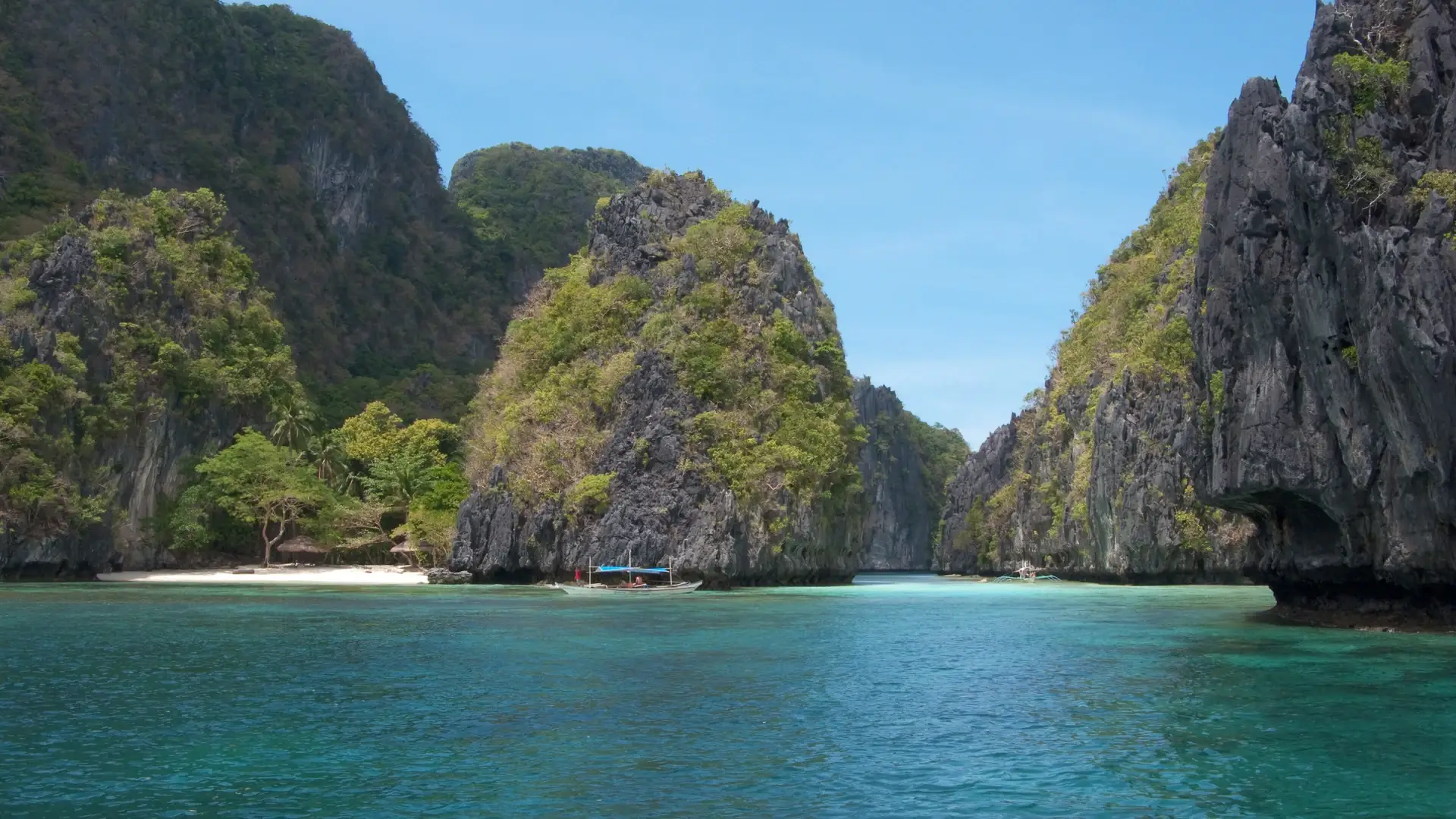 Overwater Bungalows in Philippines