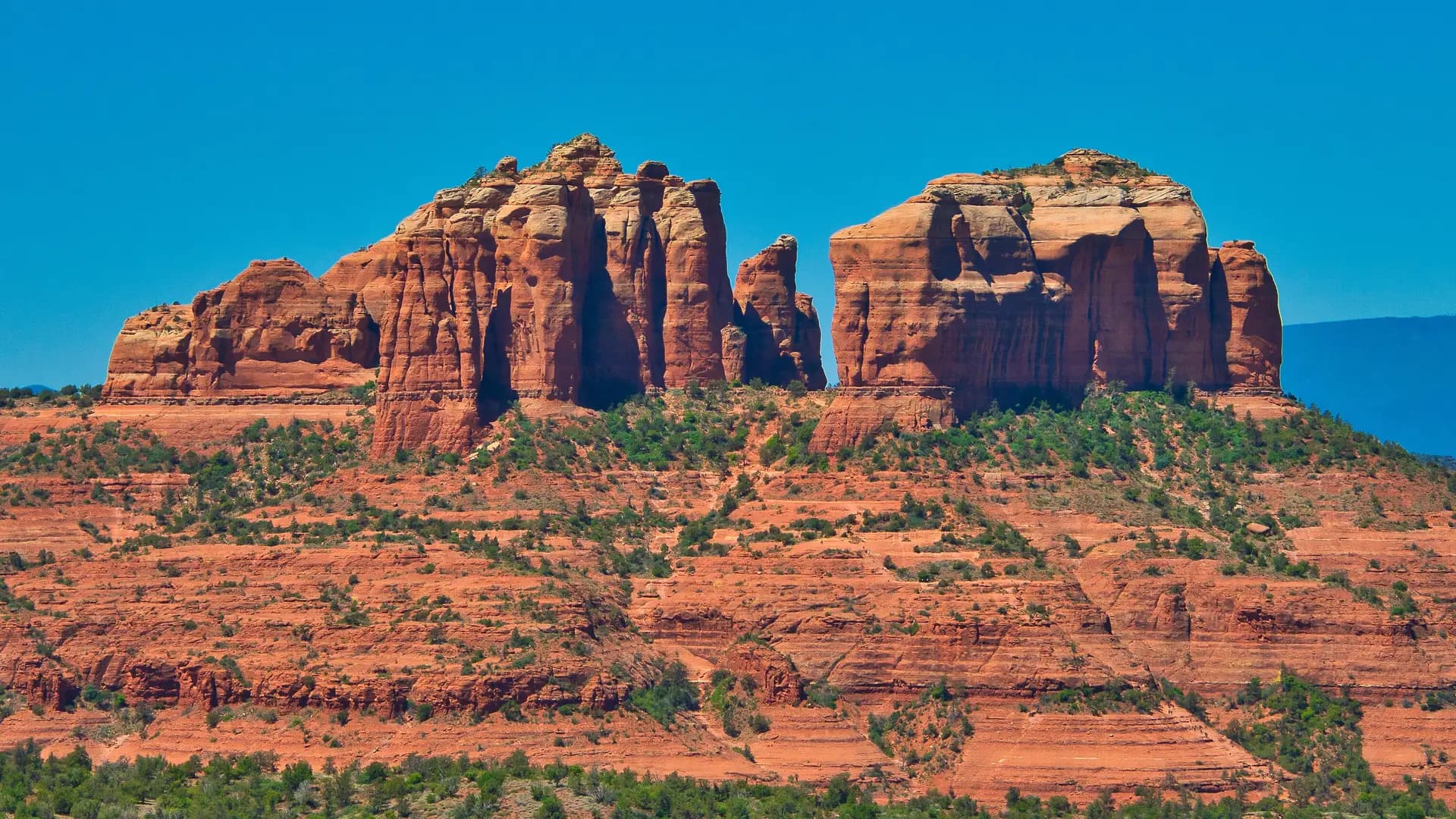 Cathedral Rock's red sandstone formations near Sedona, Arizona